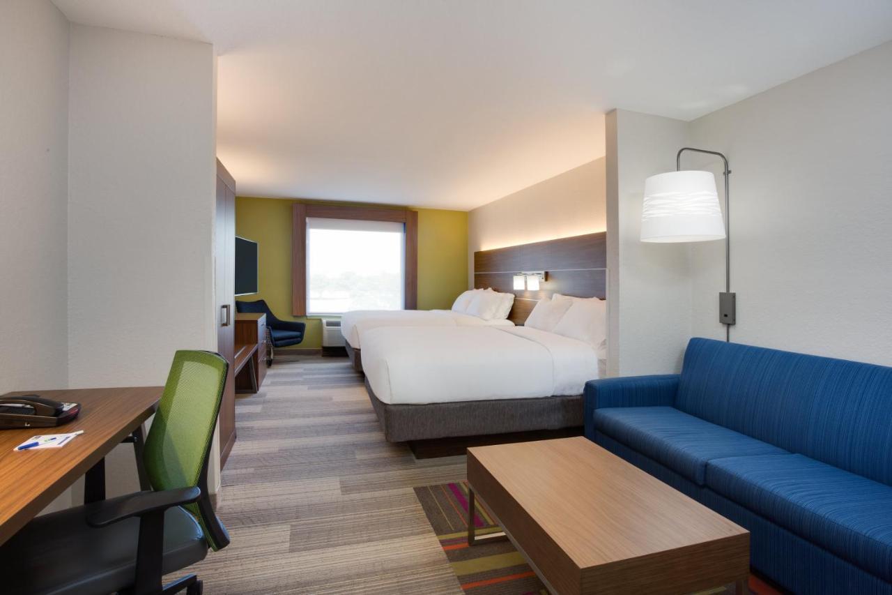 Holiday Inn Express Hotel & Suites Tampa-Fairgrounds-Casino By Ihg Oda fotoğraf
