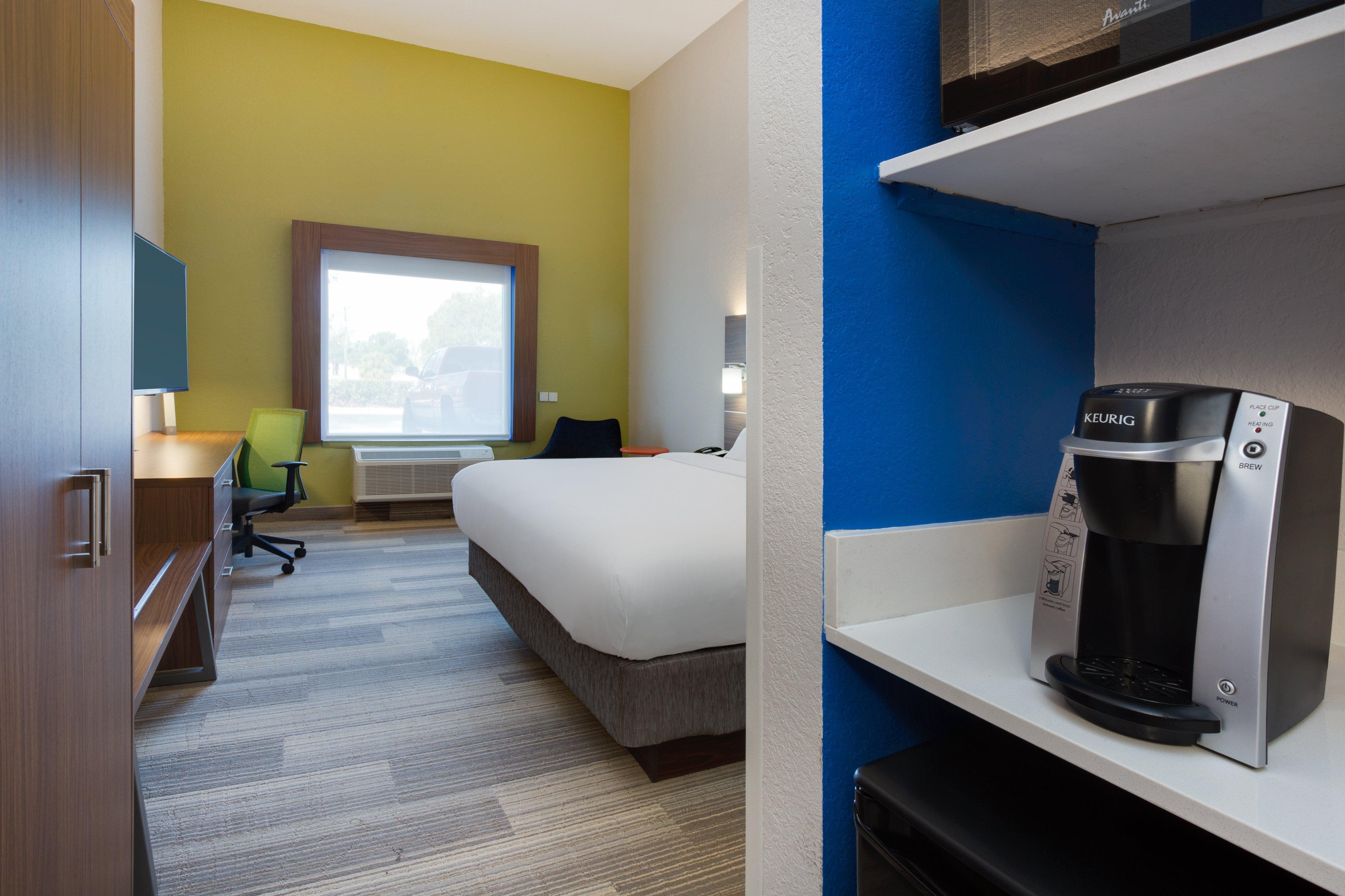 Holiday Inn Express Hotel & Suites Tampa-Fairgrounds-Casino By Ihg Dış mekan fotoğraf