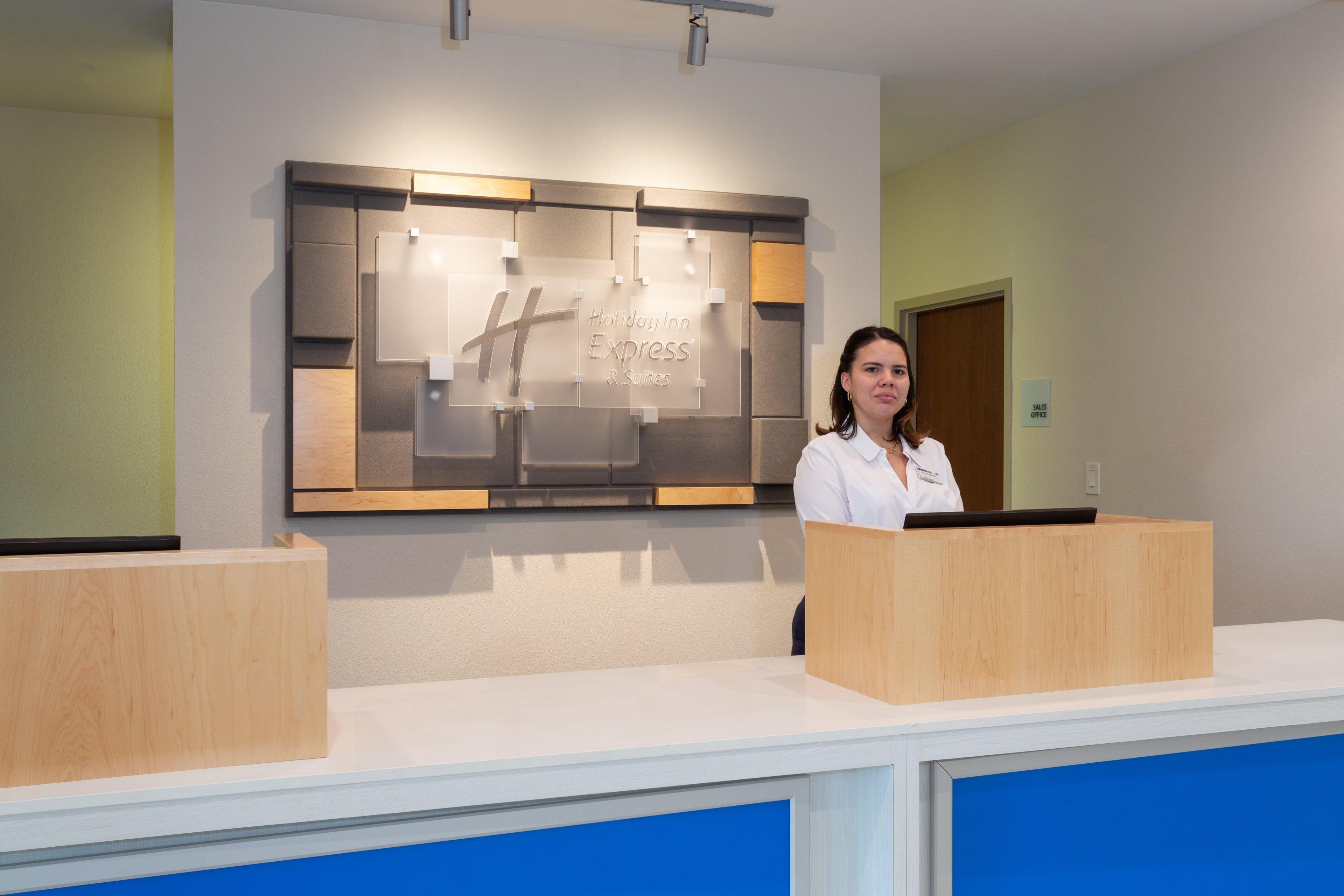 Holiday Inn Express Hotel & Suites Tampa-Fairgrounds-Casino By Ihg Dış mekan fotoğraf