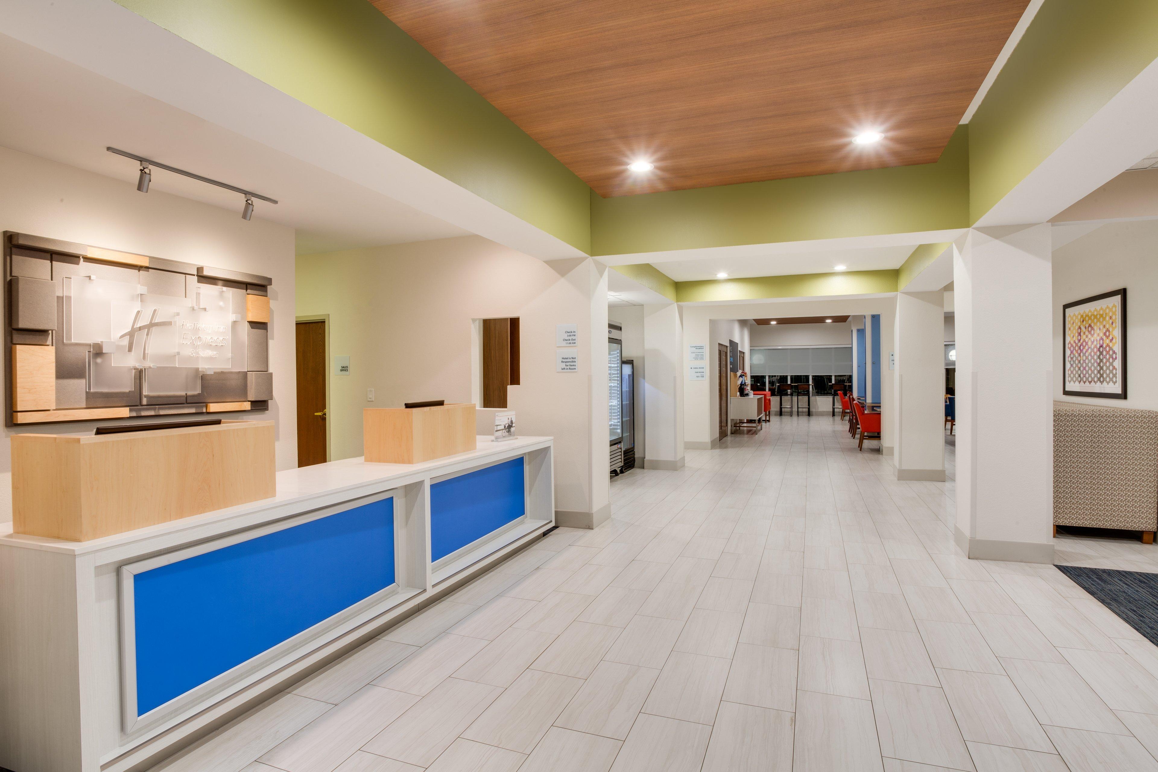 Holiday Inn Express Hotel & Suites Tampa-Fairgrounds-Casino By Ihg Dış mekan fotoğraf